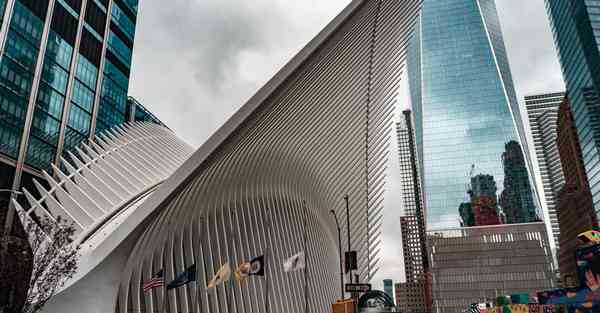 最早的服务型智能机器人