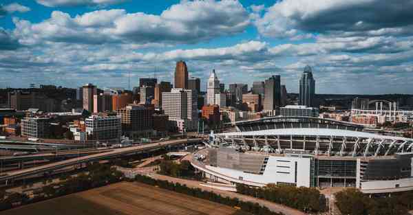 数据科学与大数据徽标