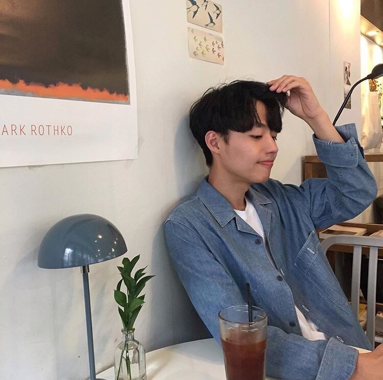 吴育毅茗