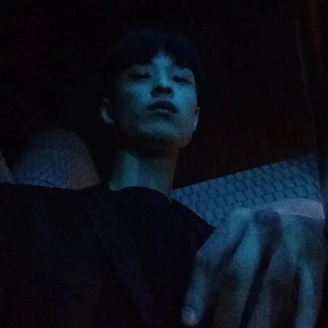 闵伯志纯