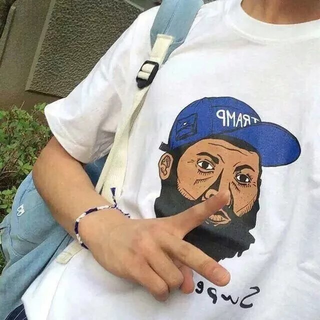 梁乐阅星